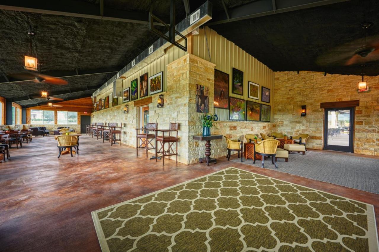 Carter Creek Winery Resort & Spa Джонсон-Сити Экстерьер фото